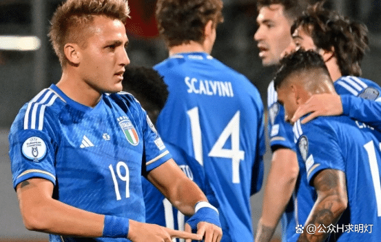 意大利队在热身赛中赢得胜利 意大利队在热身赛中赢得胜利