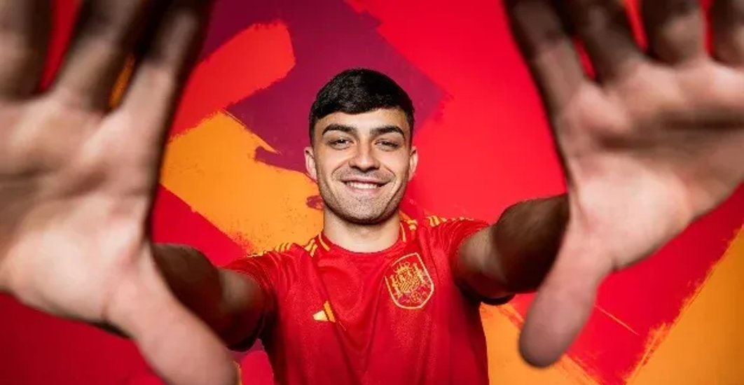 pg电子娱乐-包含尤文强势巴萨，佩德里爆发神勇的词条