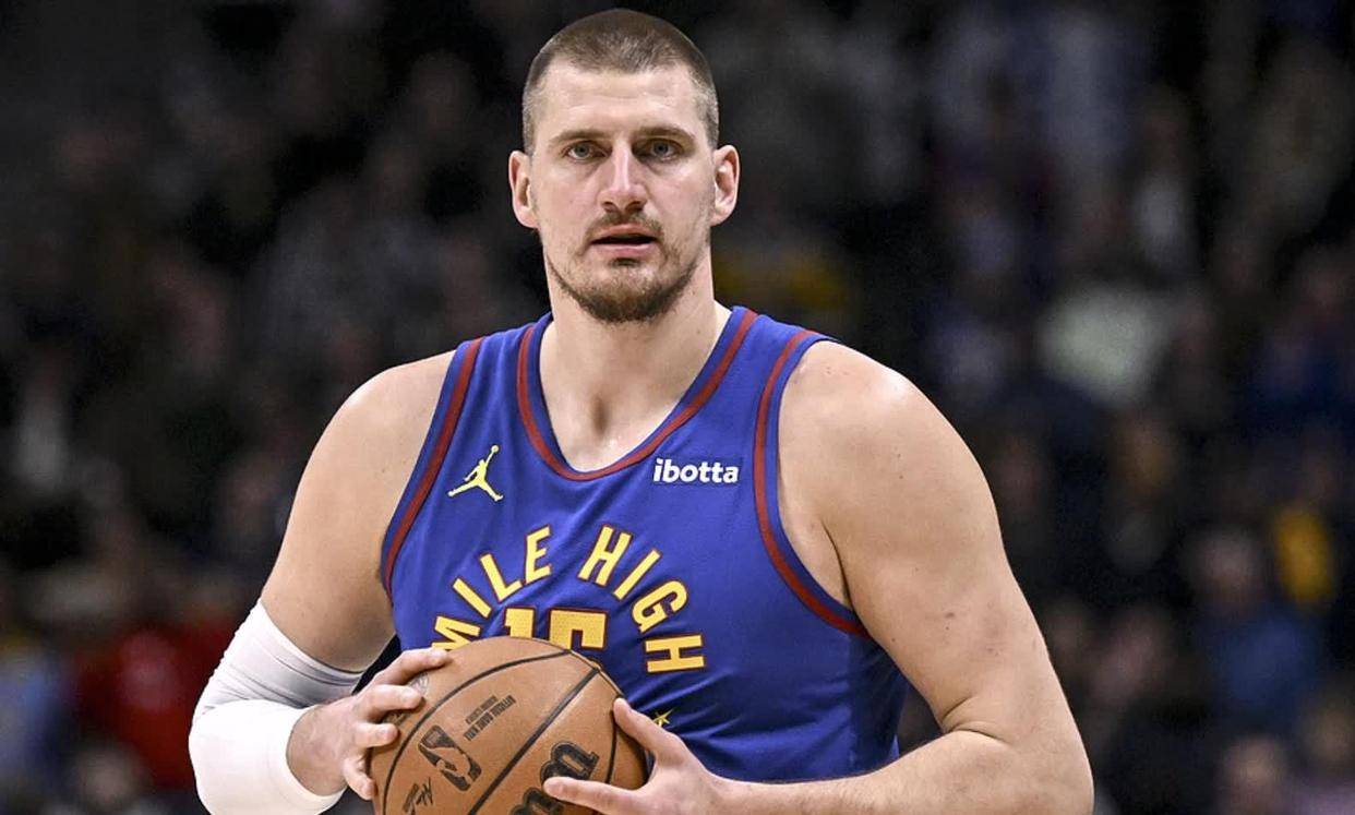 马刺爆冷爵士，西蒙斯打破历史纪录的简单介绍